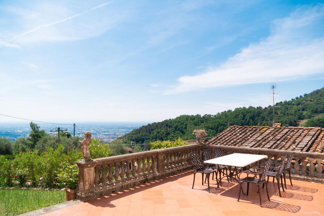 Villa Castel Del Monte Pescia Esterno foto