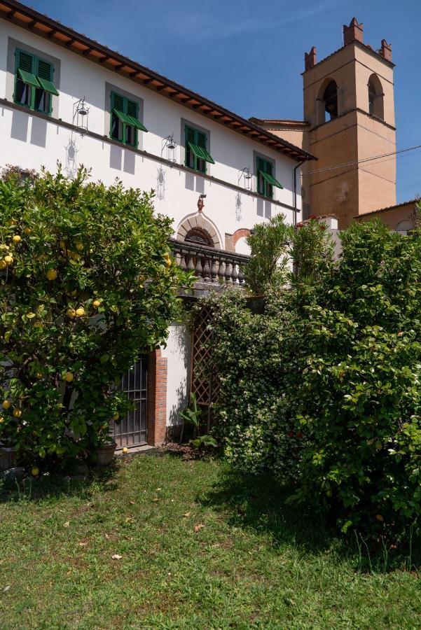 Villa Castel Del Monte Pescia Esterno foto